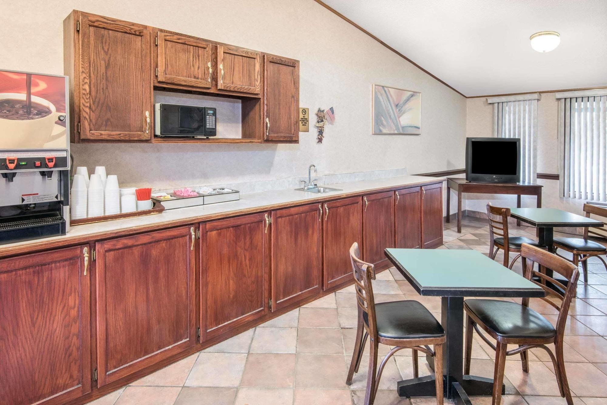 Knights Inn Canton Dış mekan fotoğraf